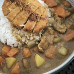 สเต็ก&แกงกระหรี่ เกโตะ