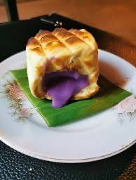 ปังปิ้งไส้ทะลัก-เผือก