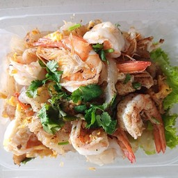 เตี๋ยวคั่วไก้กุ้งสด