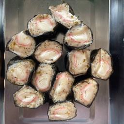 สาหร่ายห่อไก่สอดไส้ปูอัด