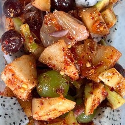 ผลไม้รวมคลุกบ๊วย