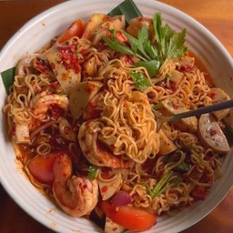 ยำ ยัน ค่ำ