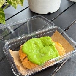 ปังปิ้งก้อนกลมหั่น ราดไส้โฮมเมด