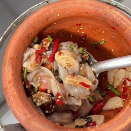 ตำเส้นใหญ่ปลาร้า กุ้งสด