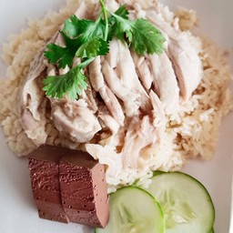 ข้าวมันไก่ต้ม