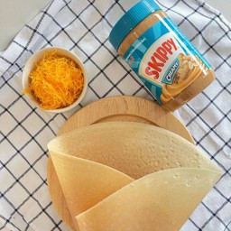 เครปเนยถั่วฝอยทอง