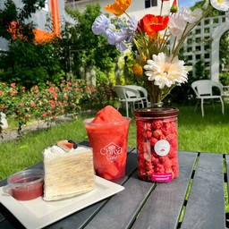 สตอเบอรี่สมูทตี้