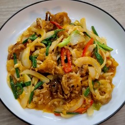 ปลาหมึกผัดไข่เค็ม