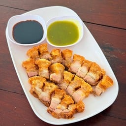 หมูกรอบ 1 ขีด