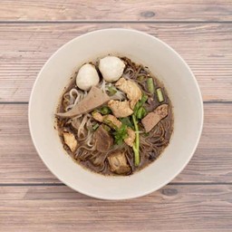 ก๋วยเตี๋ยวเนื้อ