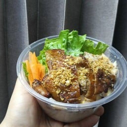 ย่างสนั่นน้ำจิ้มเเซ่บ