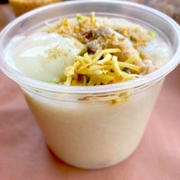 โจ๊กหมู หงส์ทอง & ปลาทอด ตลาดเตียกุยฮวด