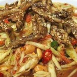 ยำมะม่วงปลากรอบ