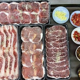 ชุดเนื้อกระทะใหญ่