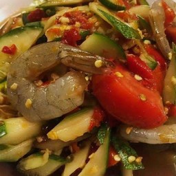 ตำแตงกุ้งสด