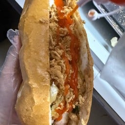 Banh mi mrs.beam บั๋นหมี่เวียดนาม สาขาพัทยาเนินพลับหวาน ตลาดทาวน่า มาร์เก็ต พัทยา ซอยเนินพลับหวาน