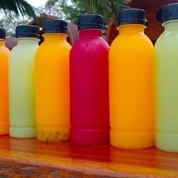 น้ำส้มคั้นเกิดศิริ