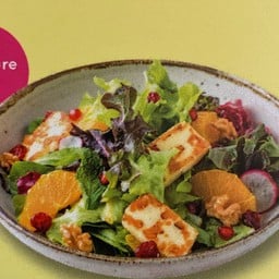 Grilled Halloumi Salad