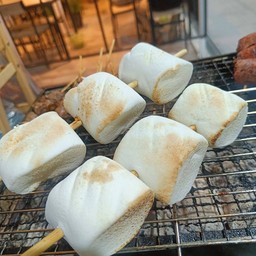 มาชเมโล่ย่างไฟ