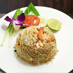 Fried Rice (ข้าวผัด)