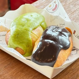 หมั่นโถวปิ้งทูโทน (ใบเตย-ชอค)