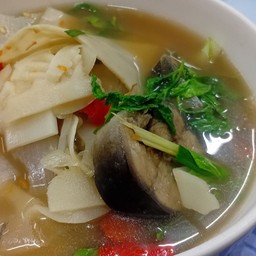 แกงปลาดุกใส่หน่อไม้ดอง