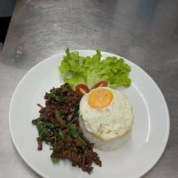 Bottles&Beats Wine Bistro สาขาที่ 00001