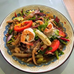 ยำเส้นแก้วทะเล