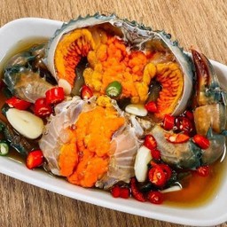 ปูไข่ดองน้ำปลา 3XL [นน ปูก่อนตัดแต่ง 340-355 กรัม]