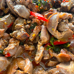 ผัดเครื่องในไก่