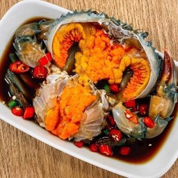 ปูไข่ดองซีอิ๊วเกาหลี S [นน ปูก่อนตัดแต่ง 170-185 กรัม]