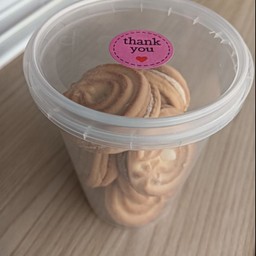 ขนมคุ๊กกี้ไส้ครีม