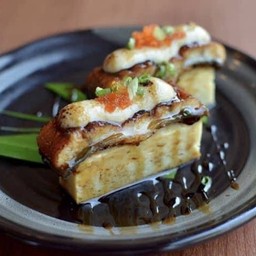 ซูซิ ปลาไหล ไข่หวาน