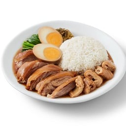 ข้าวขาหมู ไข่ ไส้