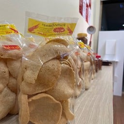 ข้าวเกรียบกุ้ง