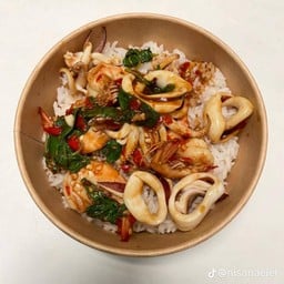 กระเพรากะดึก&ยำรสเด็ด(ซอยกำนัน)