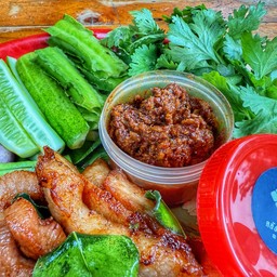 หมูแจ่วบองกระปุกแดงสูตรบึงกาฬ