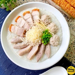 โจ๊กหมูรวมเครื่องใน +ใส่หมูกรอบ(ไม่ใส่ไข่)