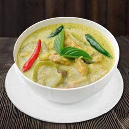 Green Curry แกงเขียวหวาน (กับข้าว)