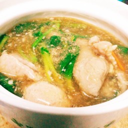 ราดหน้าวุ้นเส้นหมูหมัก