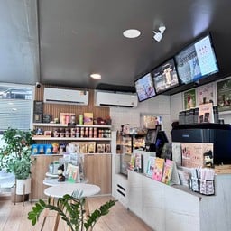 Inthanin Coffee สาขาลาดพร้าว 81
