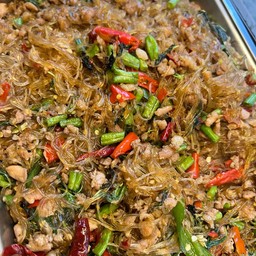 วุ้นเส้นผัดกระเพราหมูสับถุง