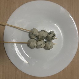 ลูกชิ้นสาหรายวากาเมะ