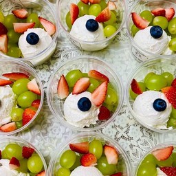 กรีกโยเกิร์ตผลไม้รวม Size S เลือกผลไม้ได้ 3 อย่าง