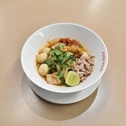 ก๋วยเตี๋ยวหมูต้มยำน้ำขลุกขลิก