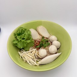 ก๋วยเตี๋ยวลูกชิ้นปลา
