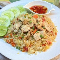 ข้าวผัดไก่