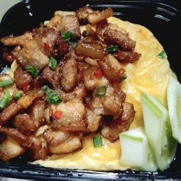 ข้าวไข่ข้น สามชั้นคั่วพริกเกลือ