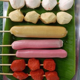 หู้กุ้ง 1+หู้หมู 1+ไส้กรอกนม 2+ลูกชิ้นแดง 2