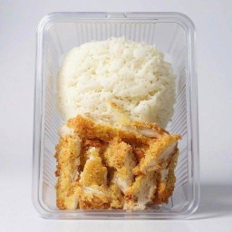 ข้าวหน้าไก่กรอบ ซอสเผ็ดเกาหลี